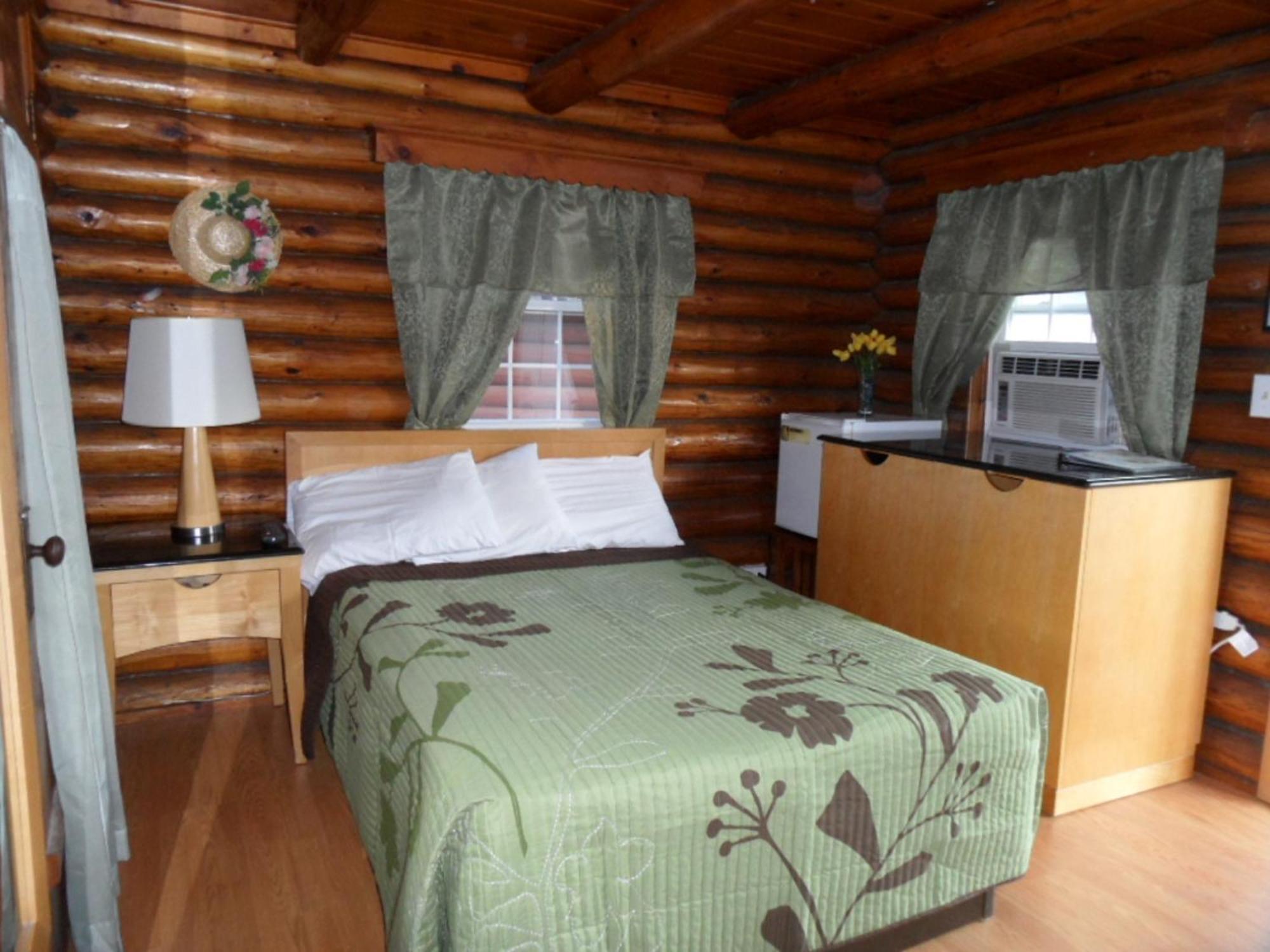 Seven Dwarfs Cabin - On The Brook Cabins Lake George Quarto foto