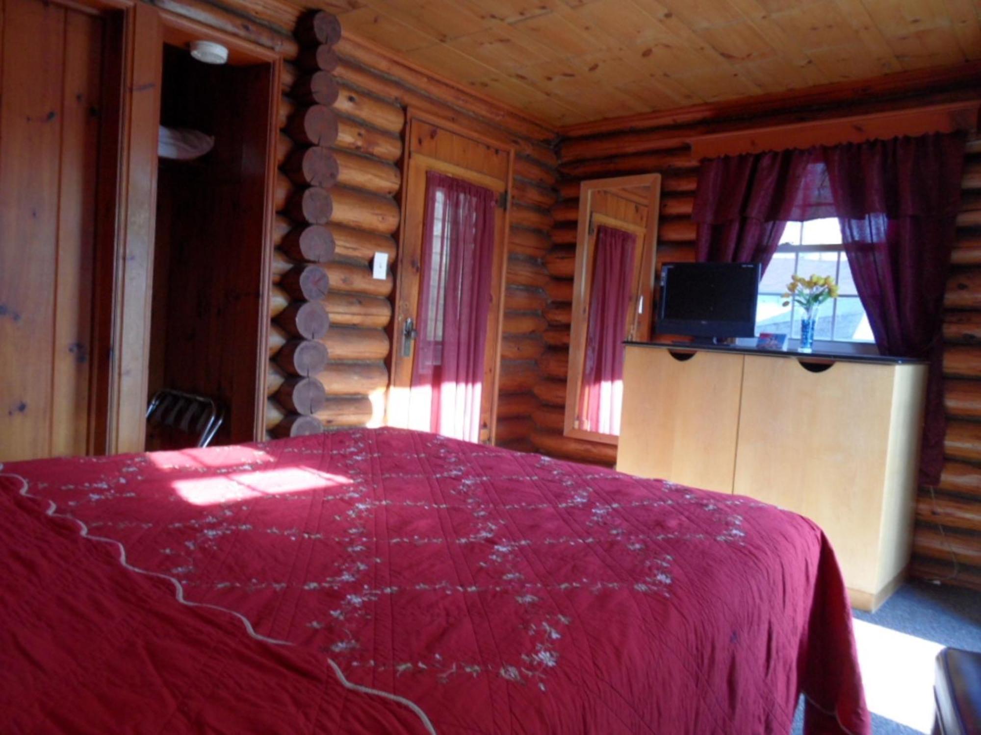 Seven Dwarfs Cabin - On The Brook Cabins Lake George Exterior foto