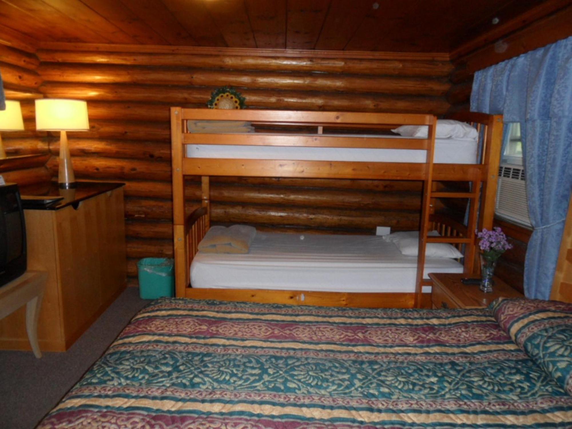 Seven Dwarfs Cabin - On The Brook Cabins Lake George Quarto foto