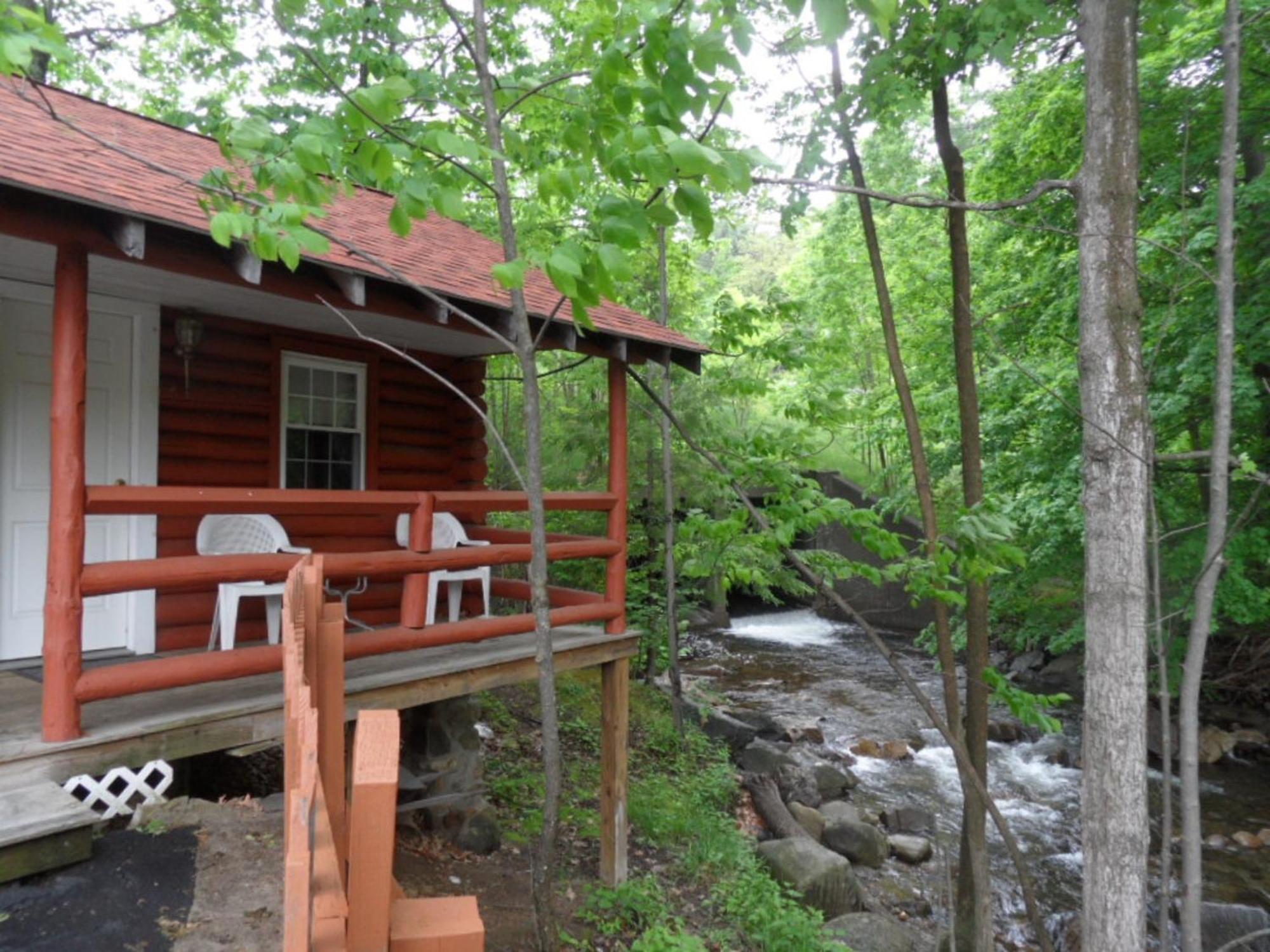 Seven Dwarfs Cabin - On The Brook Cabins Lake George Quarto foto
