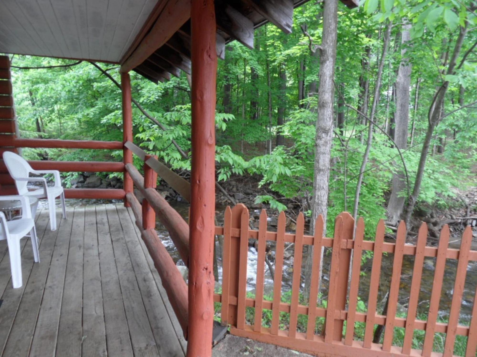 Seven Dwarfs Cabin - On The Brook Cabins Lake George Quarto foto